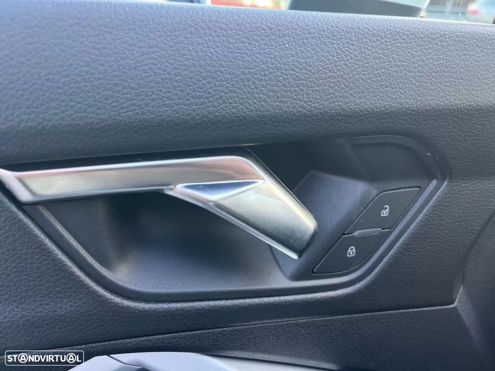 Audi Q3 45 TFSIe S tronic - 28