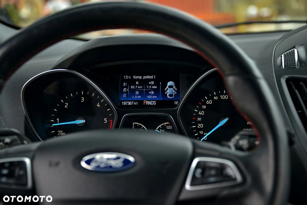 Ford Kuga 2.0 TDCi 4x4 ST-Line - 37