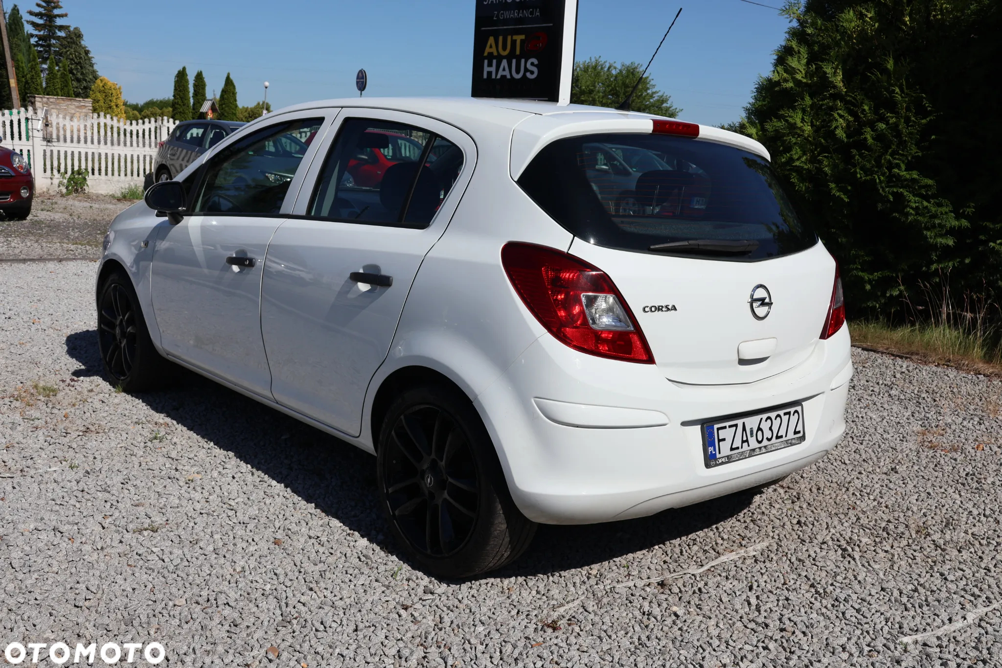 Opel Corsa 1.2 16V Edition / Active - 4