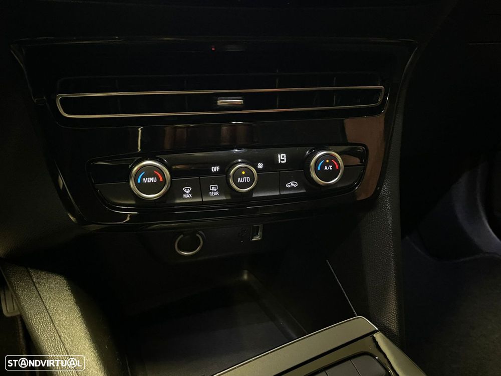 Opel Mokka 1.2 T Elegance AT - 27