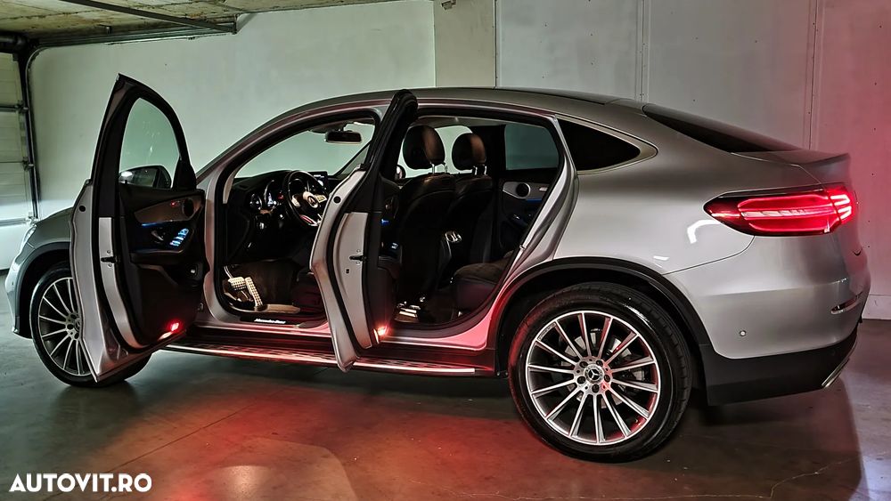Mercedes-Benz GLC 250 d 4MATIC 9G-TRONIC AMG Line - 34