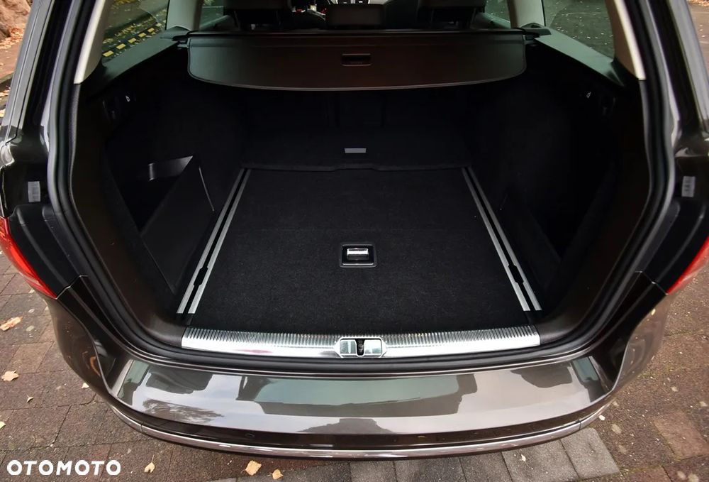 Volkswagen Passat 2.0 TDI Highline DSG - 12