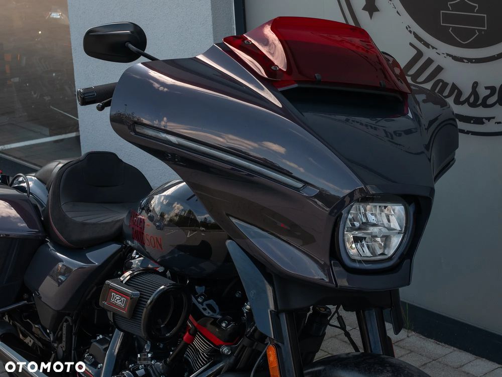 Harley-Davidson CVO Street Glide - 5
