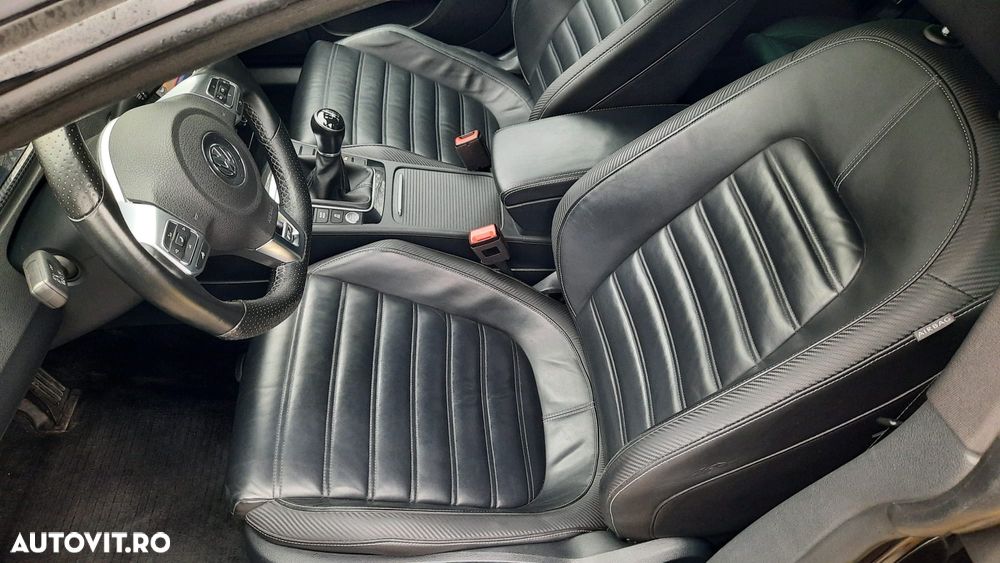 Volkswagen Passat CC 2.0 TDI BlueMotion Technology Dynamic Black - 7