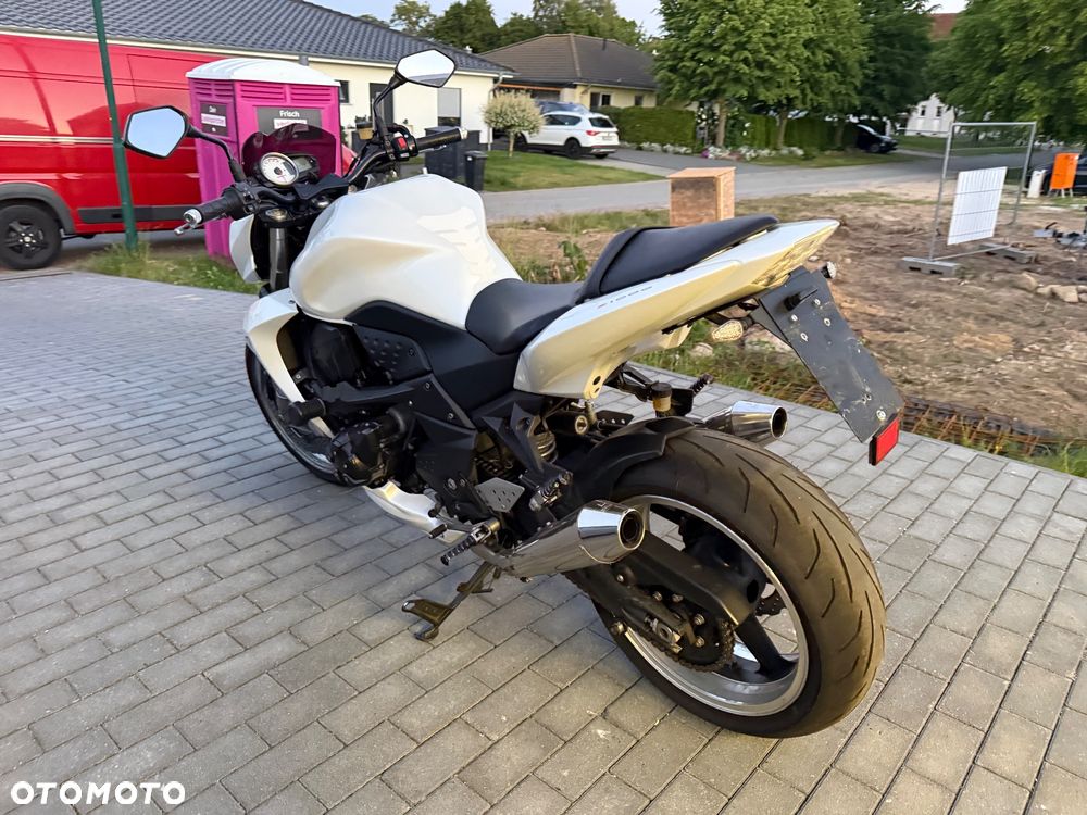 Kawasaki Z - 8