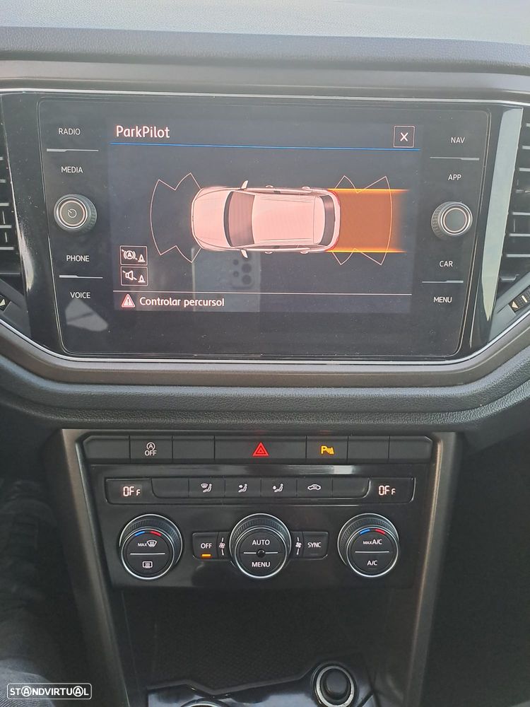 Volkswagen T-Roc 1.5 TSI Style — fotografia 14