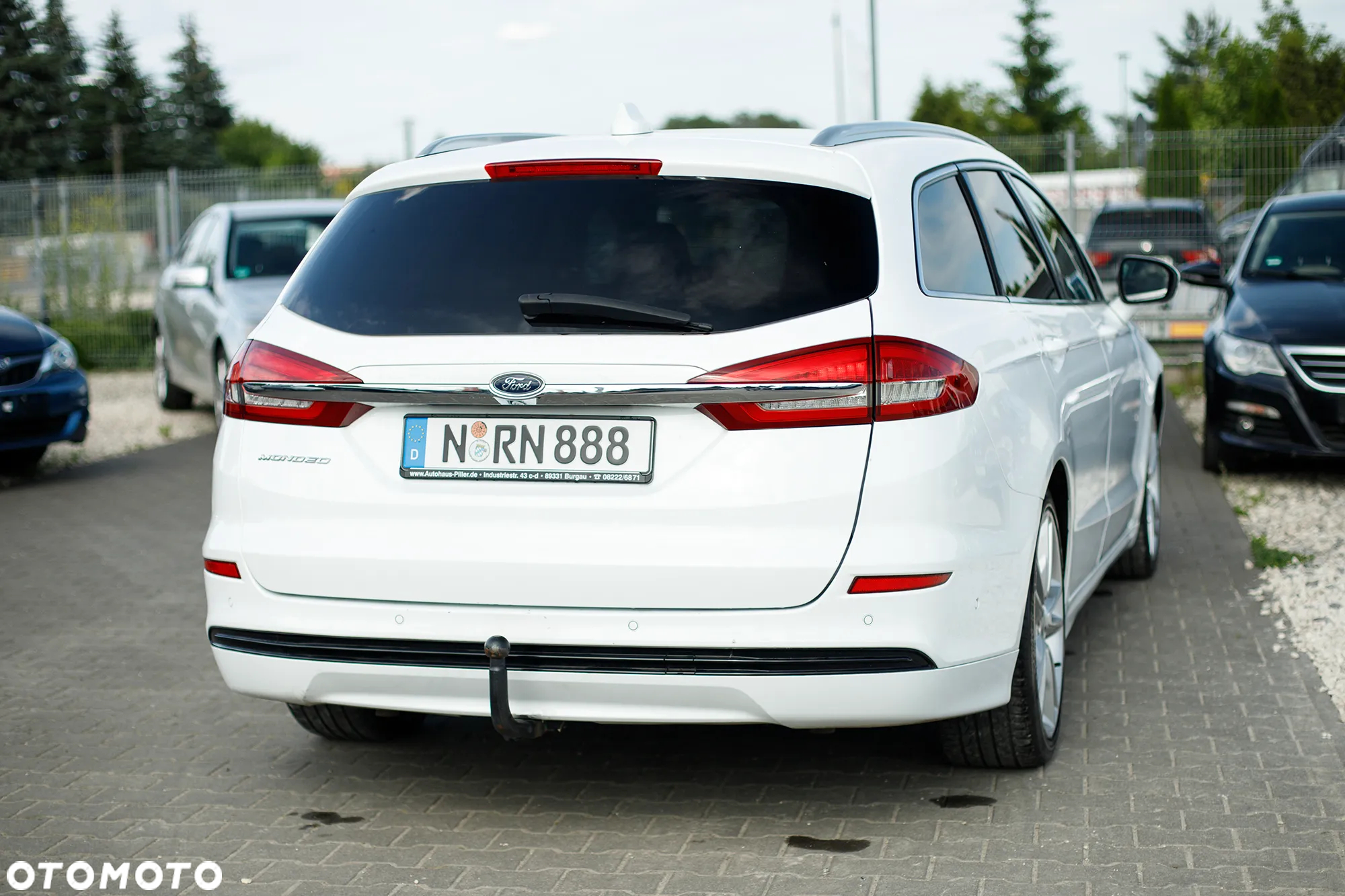 Ford Mondeo 2.0 EcoBlue Titanium - 13