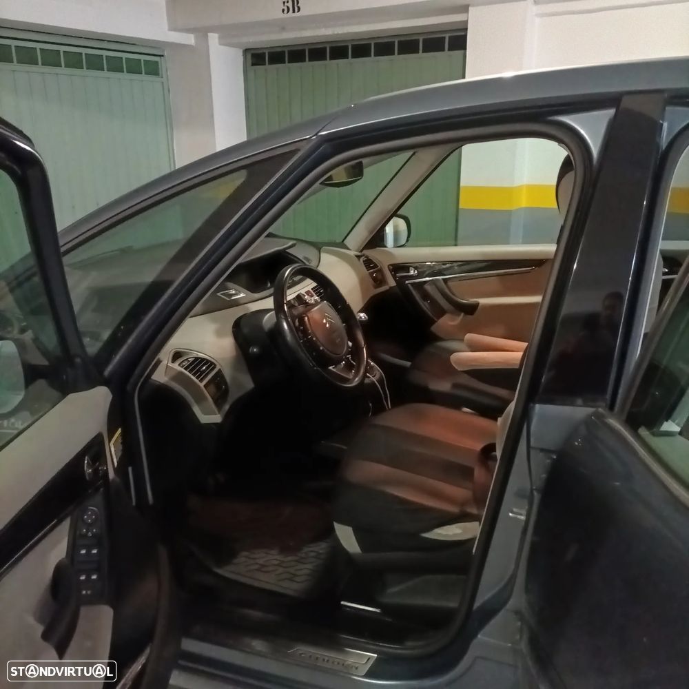 Citroën C4 Picasso 1.6 HDi Exclusive - 3