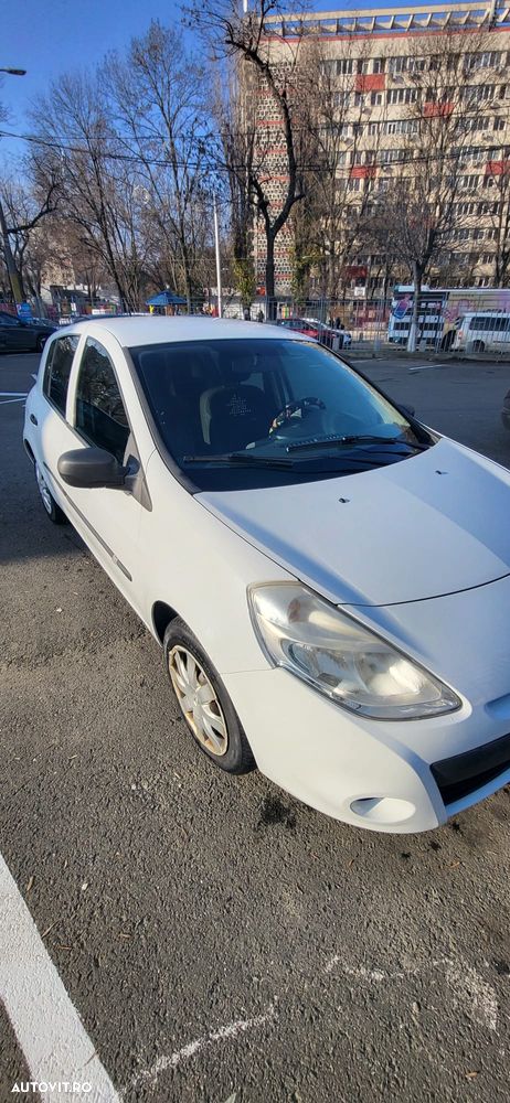 Renault Clio - 7