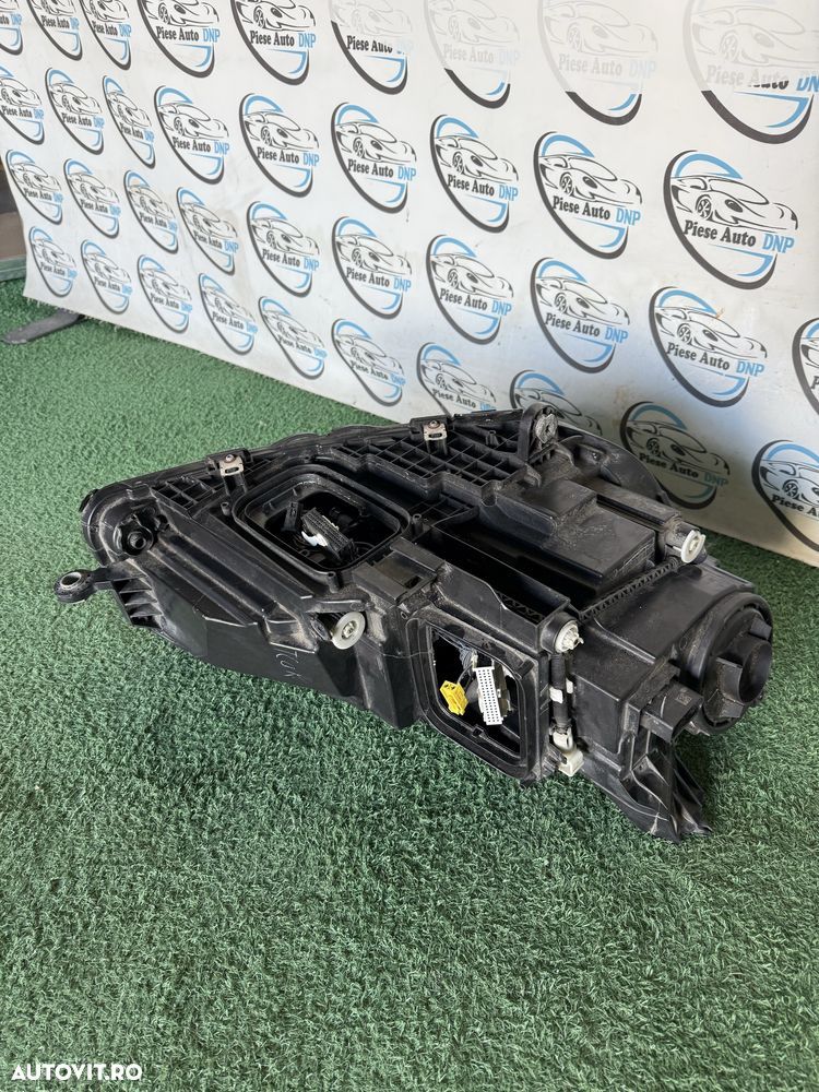 Far stanga Mercedes GLE W167 multibeam - 6