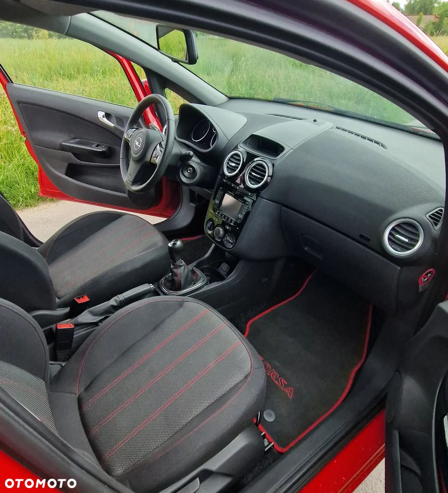 Opel Corsa 1.4 16V Sport - 11