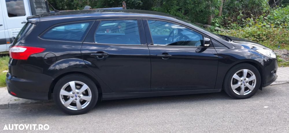 Ford Focus - 1