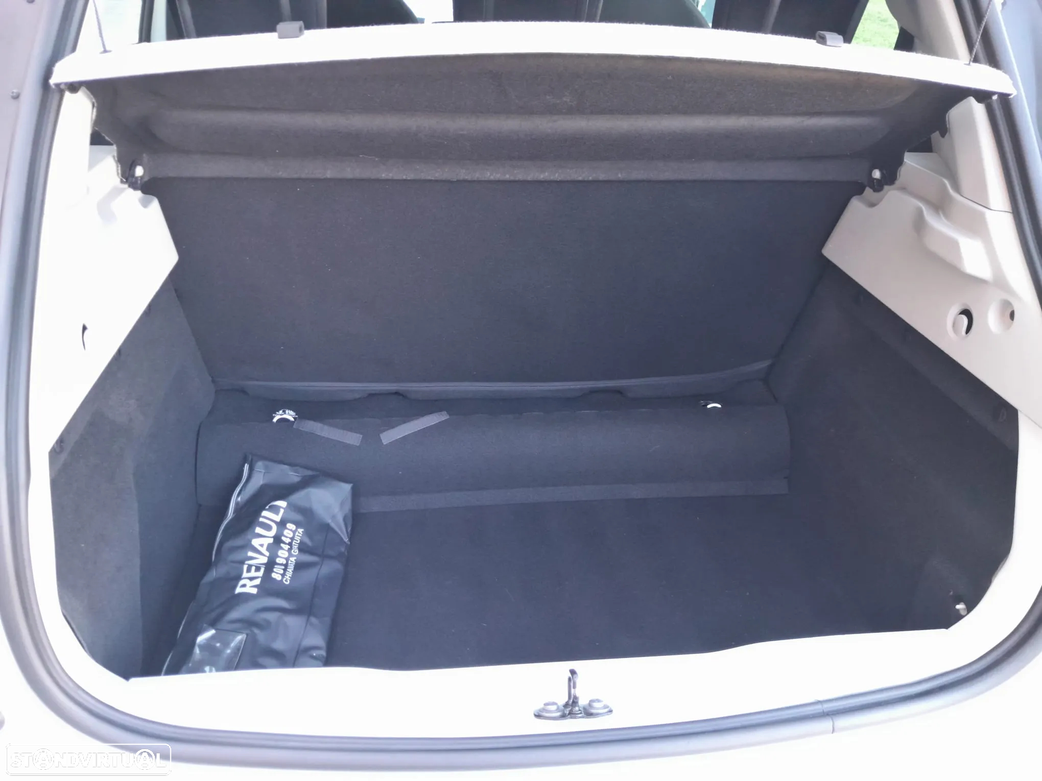 Renault Zoe (c/ Bateria) 41 kwh Life - 24