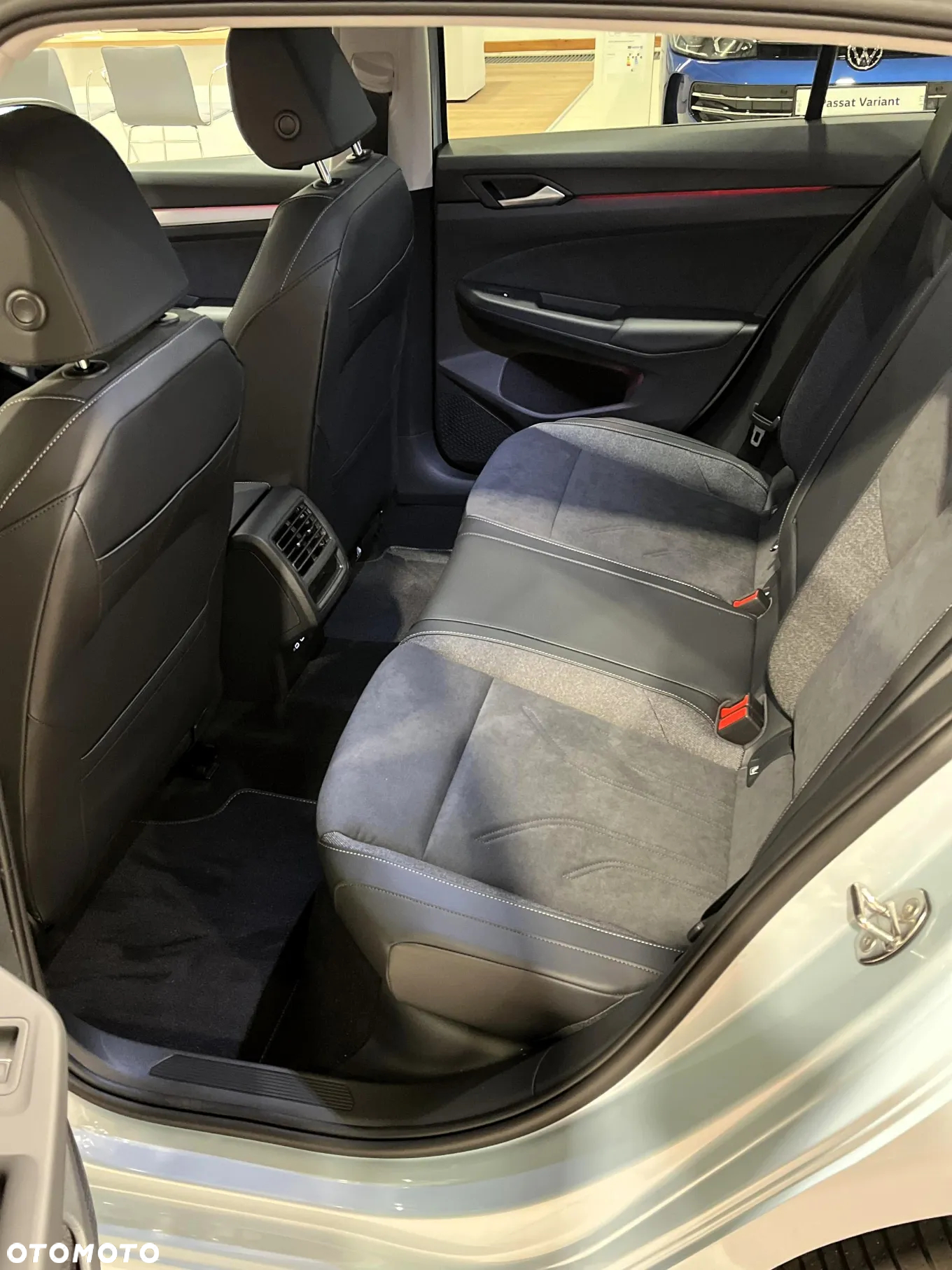 Volkswagen Golf VIII 1.5 eTSI mHEV Life Plus DSG - 26