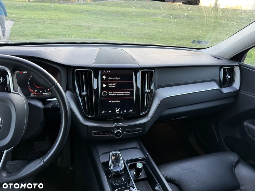 Volvo XC 60 B4 D AWD Inscription - 9