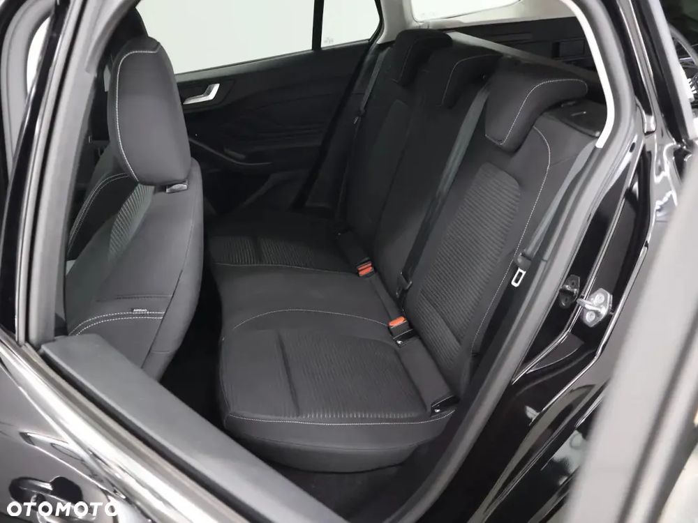 Ford Focus 1.0 EcoBoost mHEV Titanium - 10