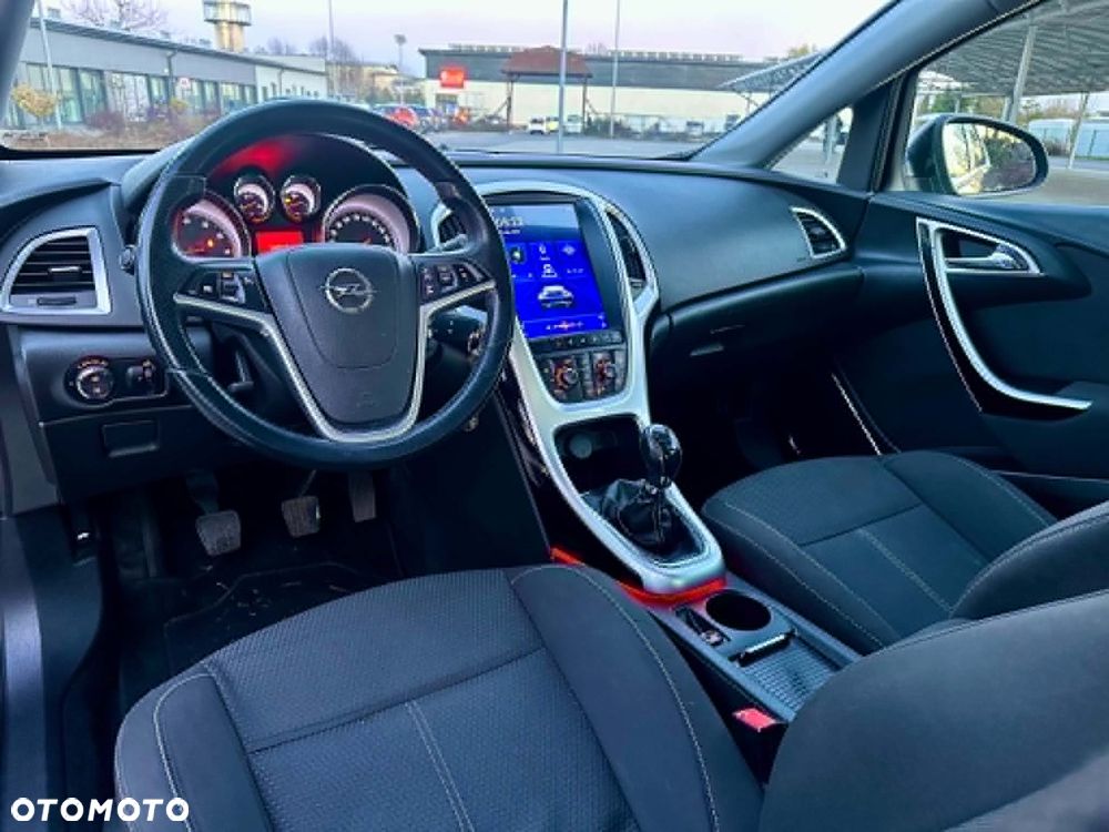 Opel Astra 1.4 Turbo - 9