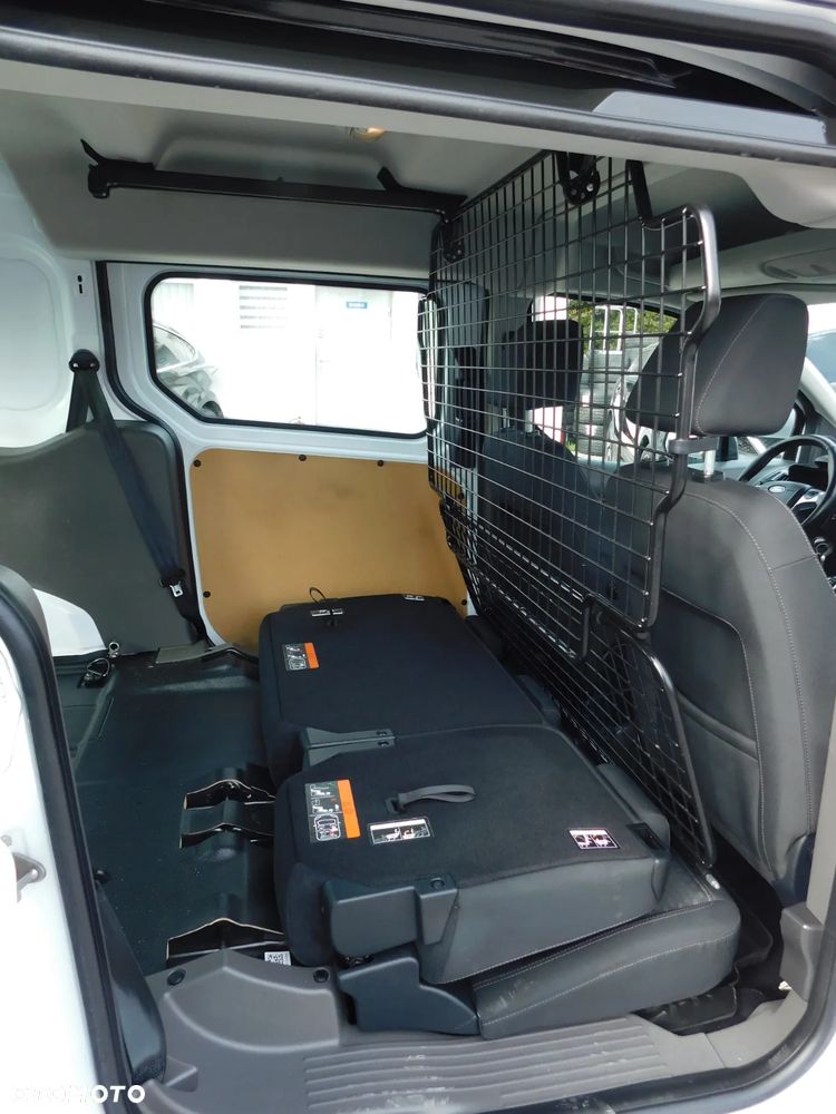 Ford Transit Connect - 7