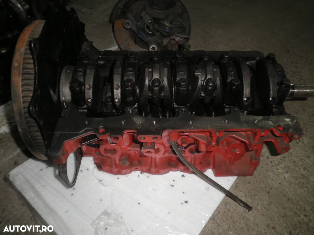 Bloc motor ambielat Toyota Land Cruiser 1990 2466cmc cod motor 2L - 2