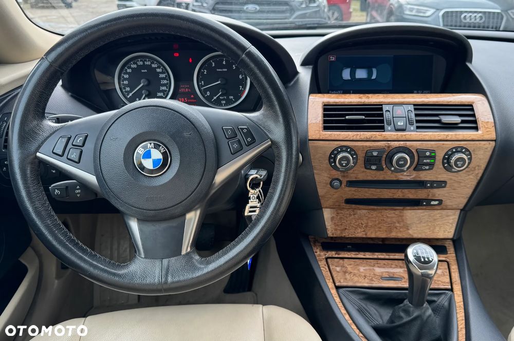 BMW Seria 6 630 i - 12