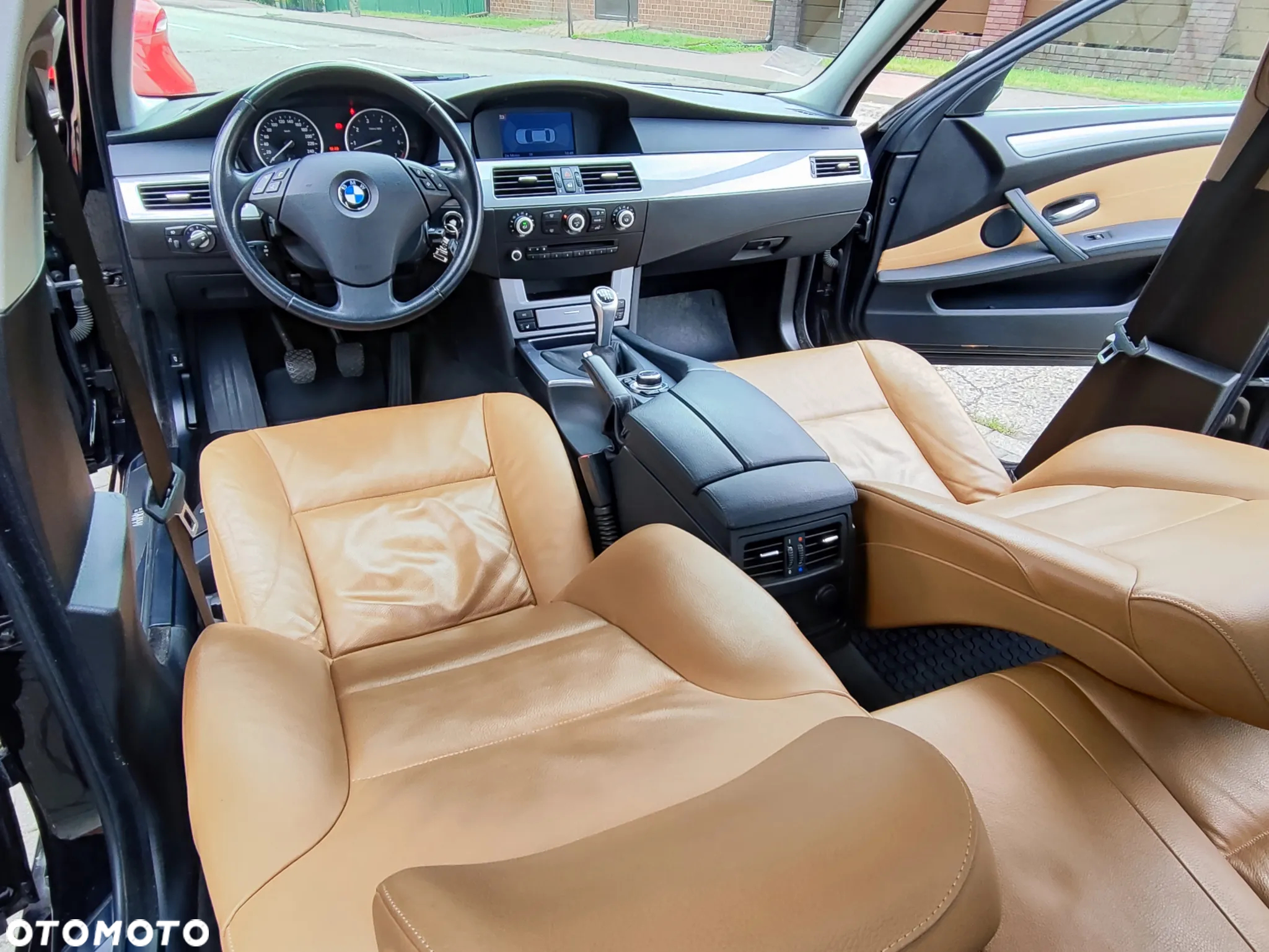 BMW Seria 5 - 30