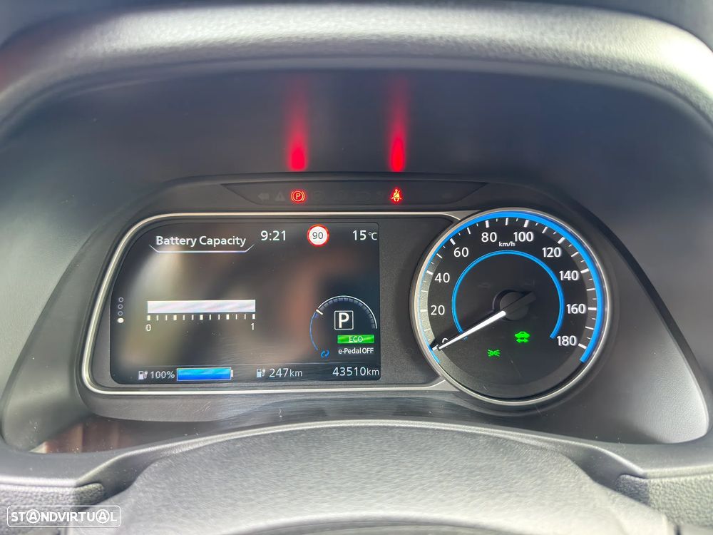 Nissan Leaf N-Connecta - 10