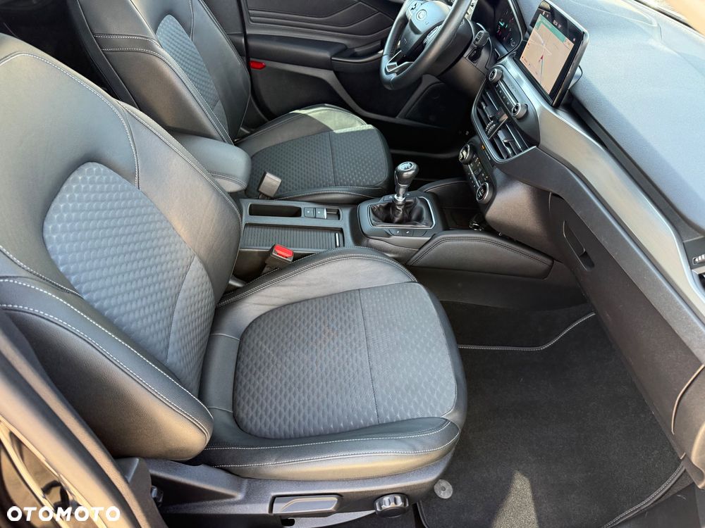 Ford Focus 2.0 EcoBlue Titanium Business - 20