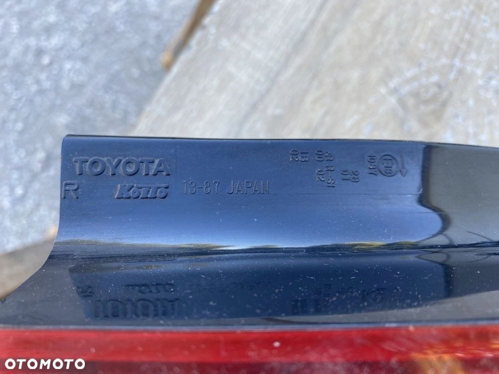 LAMPA TYLNA PRAWA TOYOTA COROLLA E12 HB LIFT 03-07 - 4