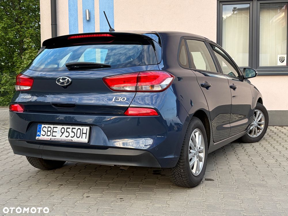 Hyundai i30 1.4 Comfort - 24