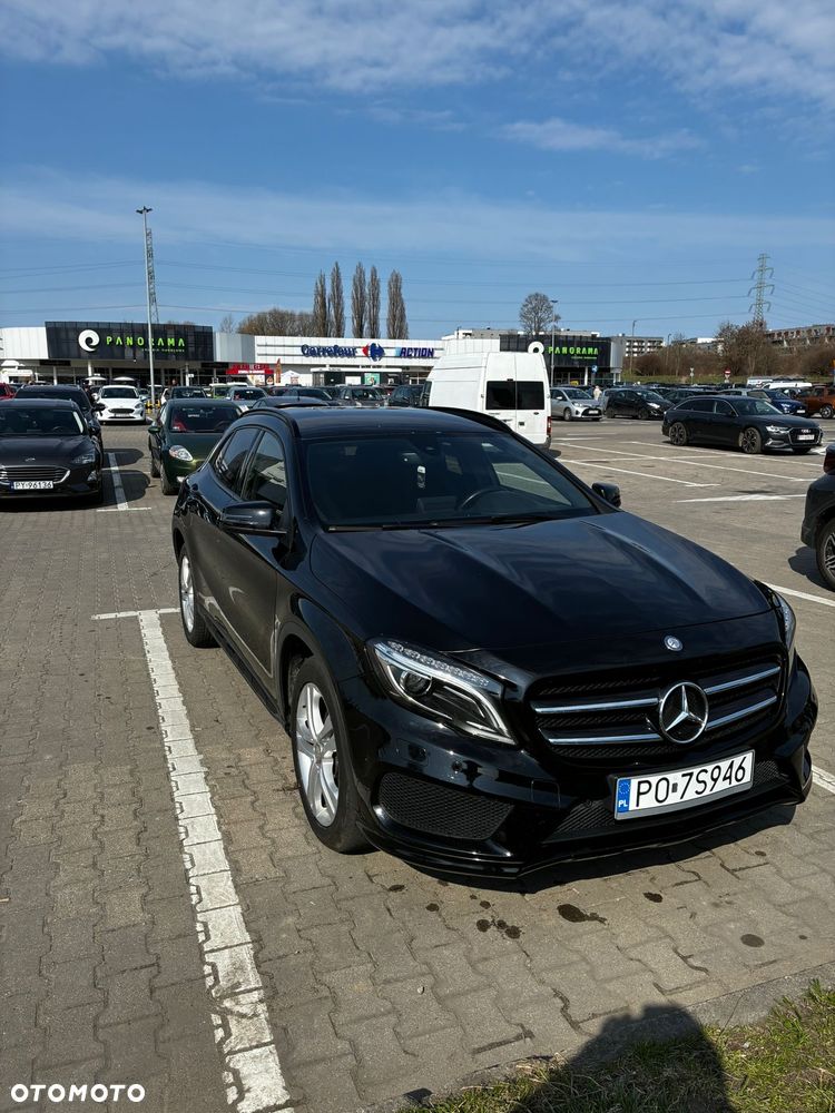 Mercedes-Benz GLA 220 d - 1