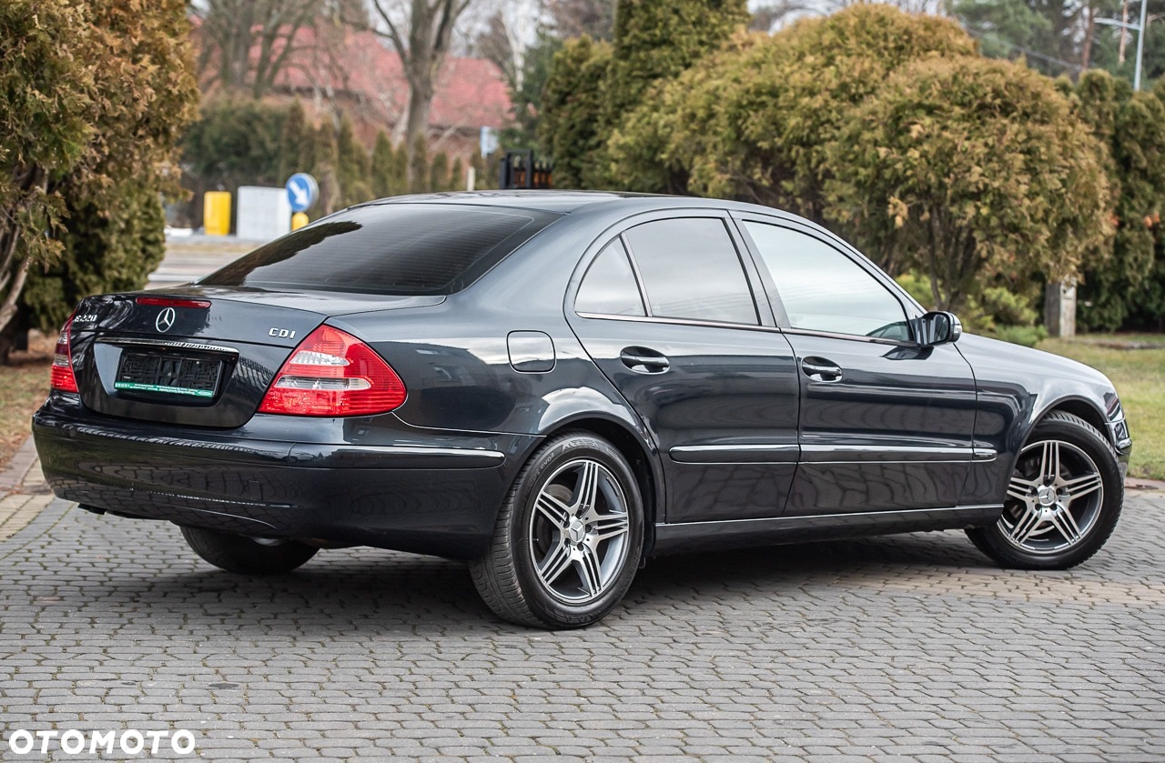 Mercedes-Benz Klasa E - 7