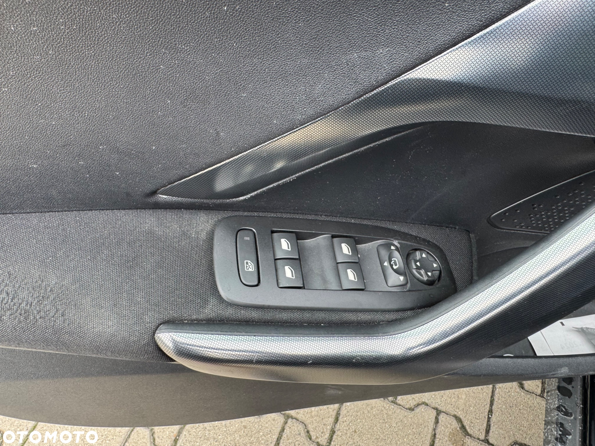 Peugeot 2008 PureTech 130 Stop&Start Allure - 22