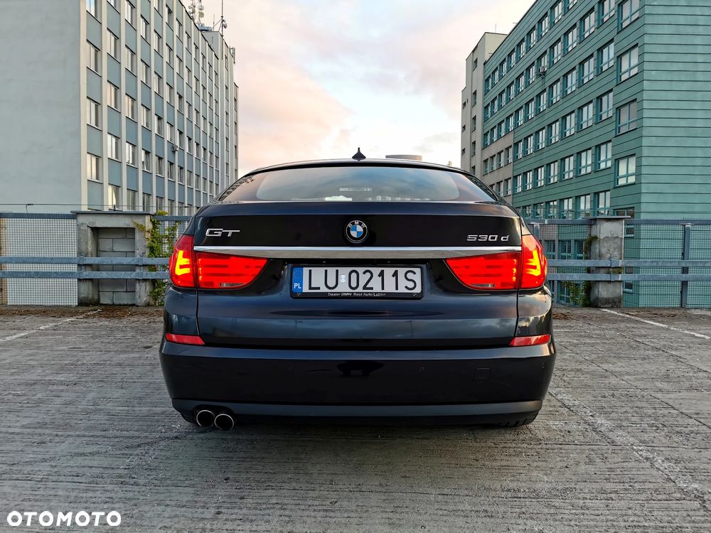 BMW 5GT 530d - 8