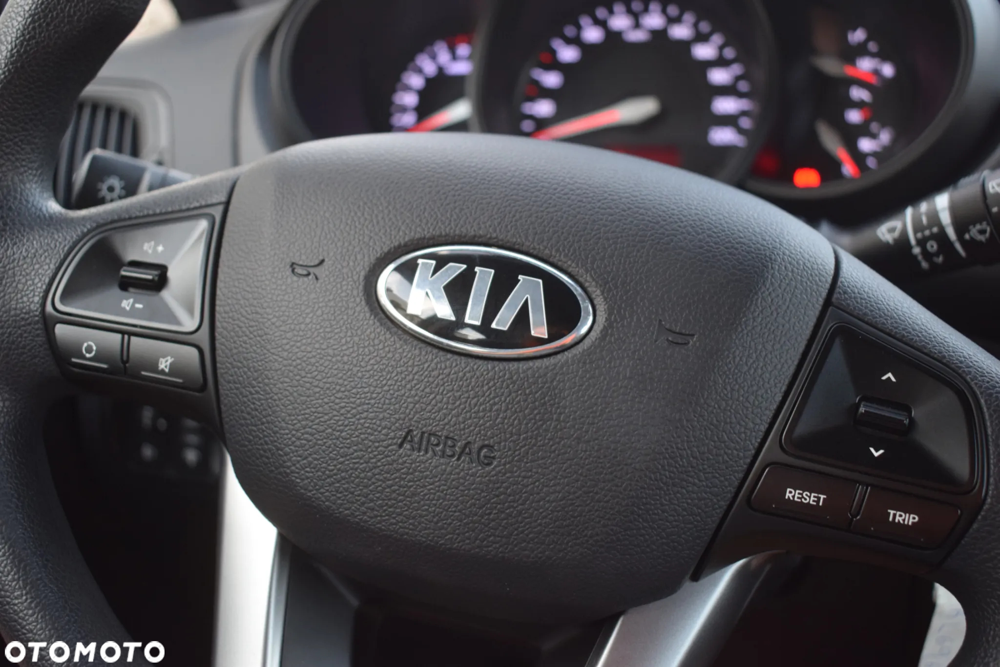 Kia Rio 1.2 Business Line - 6