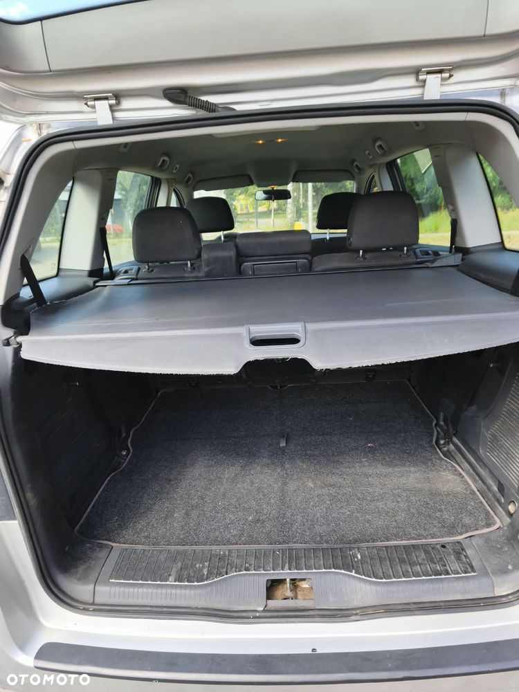 Opel Zafira 1.8 Enjoy - 11