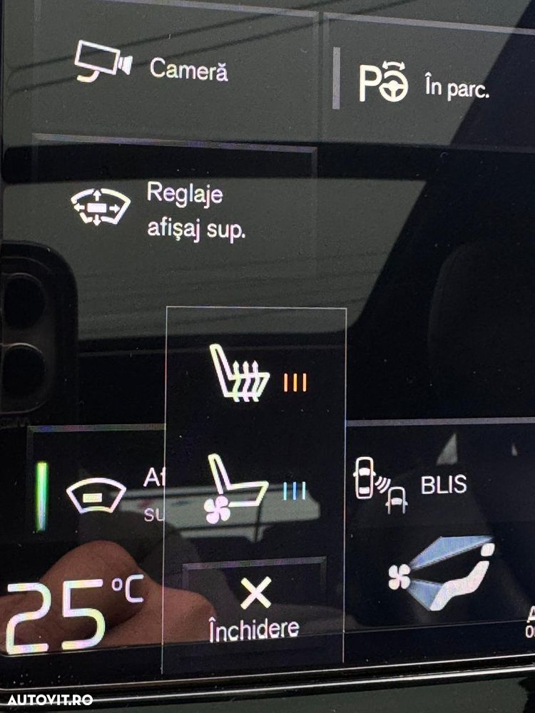 Volvo V90 D5 AWD - 39