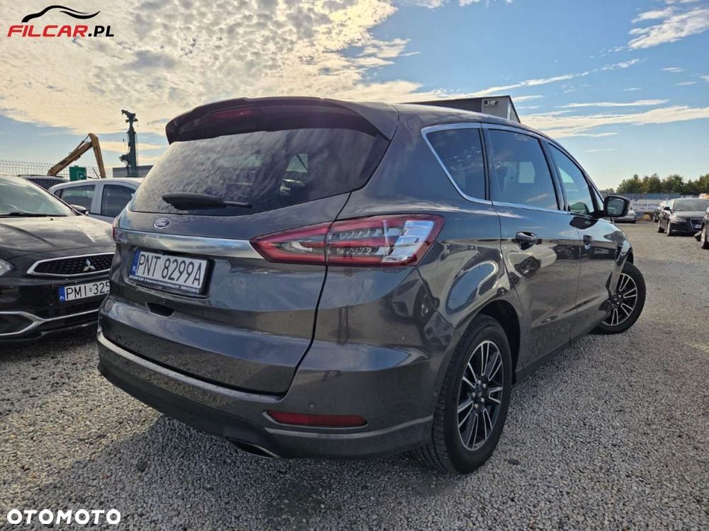 Ford S-Max - 25