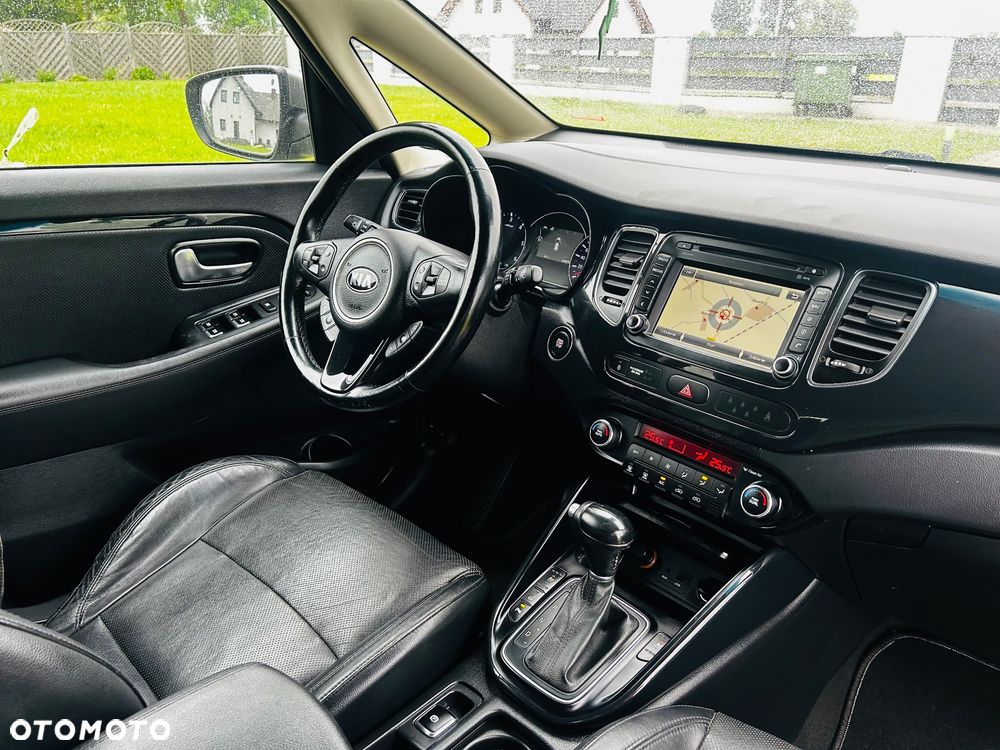 Kia Carens 1.7 CRDi XL 7os - 20