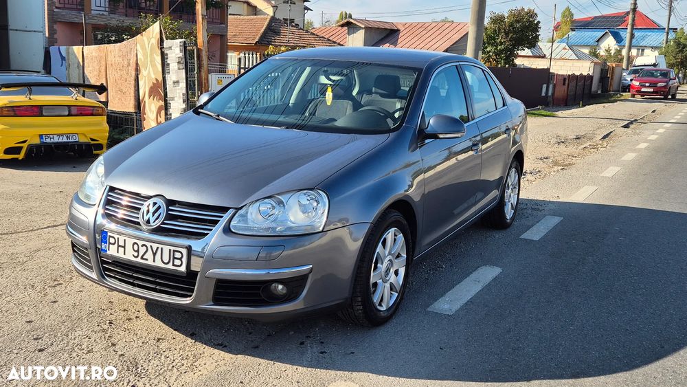 Volkswagen Jetta - 1
