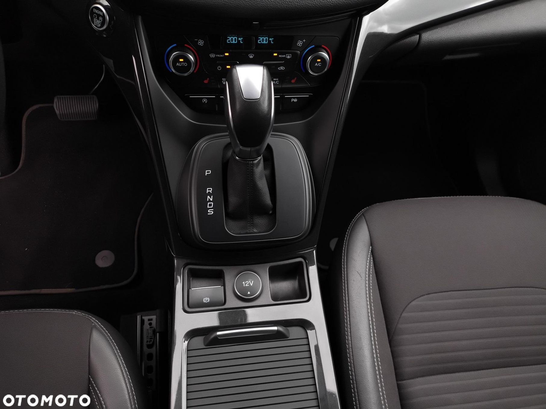 Ford Kuga 2.0 TDCi AWD Titanium - 23