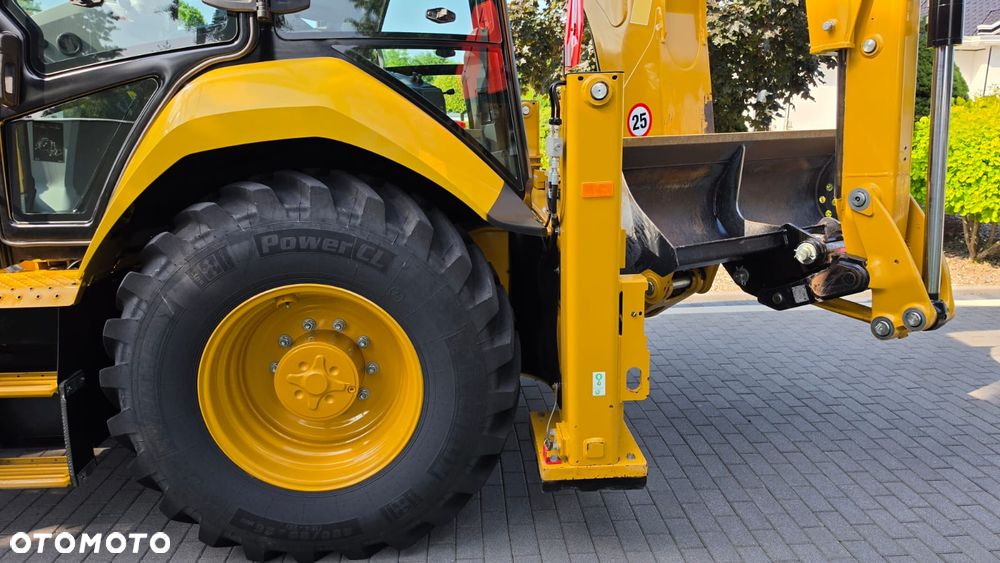 Caterpillar KOPARKO ŁADOWARKA CAT 432. 101 KONI. AUTOMATYCZNA SKRZYNIA BIEGÓW.  JOYSTICK. 3 ŁYŻKI. ROK PRODUKCJI 2023. KUPOWANA I ODBIERANA W 2024. BARDZO MAŁY PRZEBIEG JEDYNE 325 MTh. KLIMATYZACJA.  WEBASTO. STAN JAK FABRYCZNIE NOWA - 21