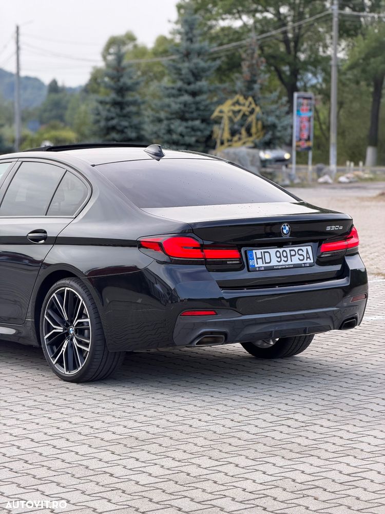 BMW Seria 5 530e Aut. M Sport Edition - 7