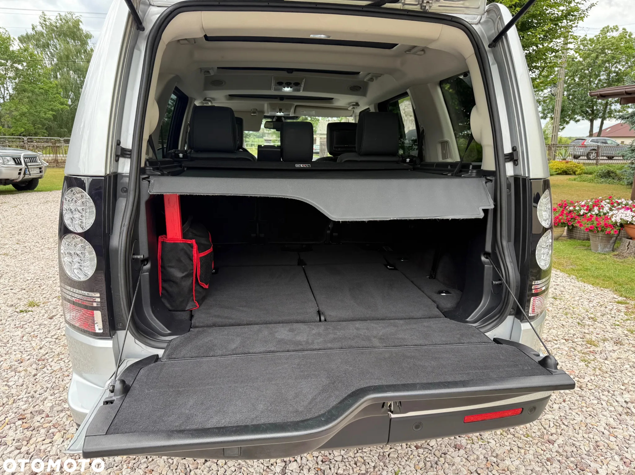 Land Rover Discovery 3.0 Si6 HSE Luxury - 18