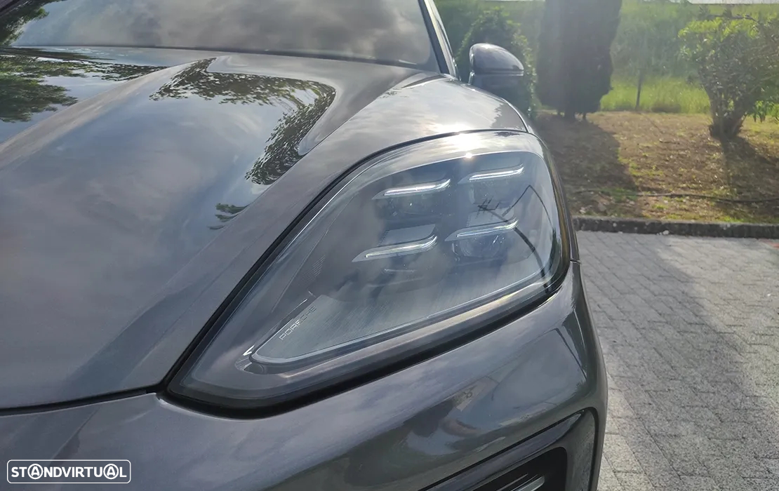 Porsche Cayenne Coupé E-Hybrid - 4