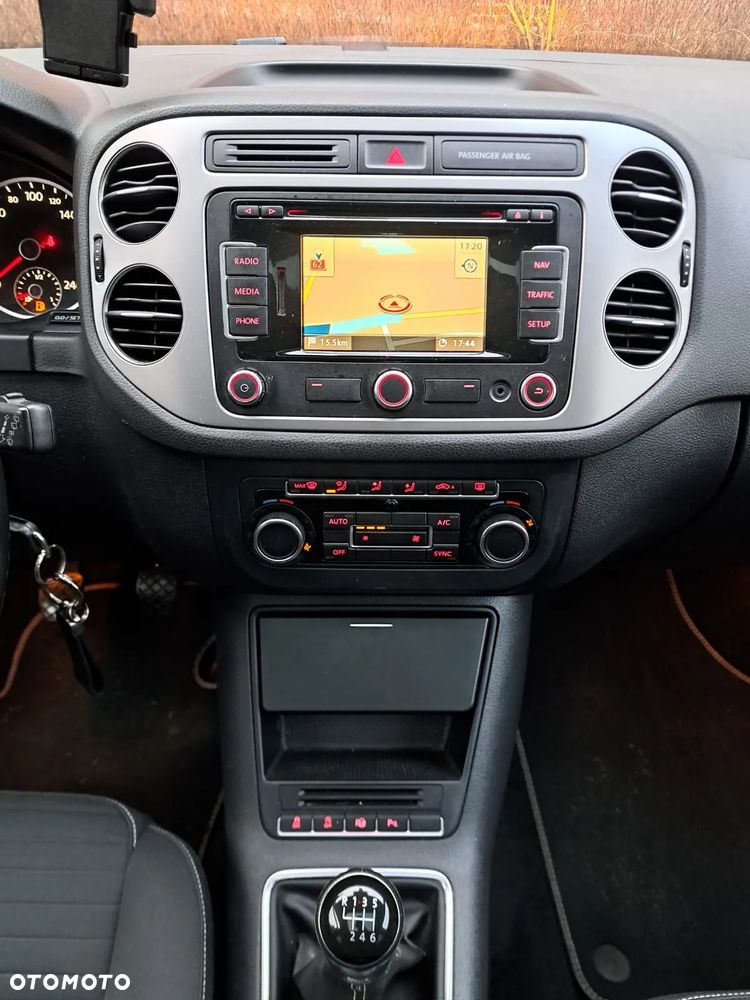 Volkswagen Tiguan 2.0 TDI DPF BlueMotion Technology Cup Sport & Style - 13
