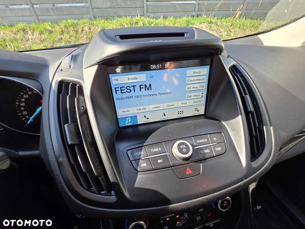 Ford Kuga - 28