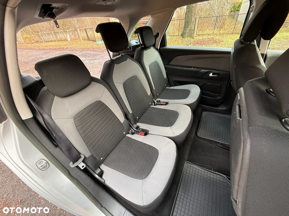 Citroën C4 Picasso e-HDi 115 Attraction - 26