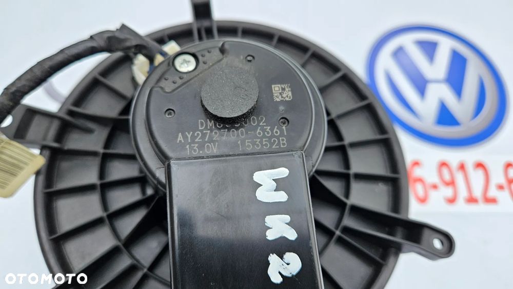 JEEP GRAND CHEROKEE WK2 Wentylator nagrzewnicy Dmuchawa nawiewu AY272700-6361 Rezystor 5HL011266-06 - 5