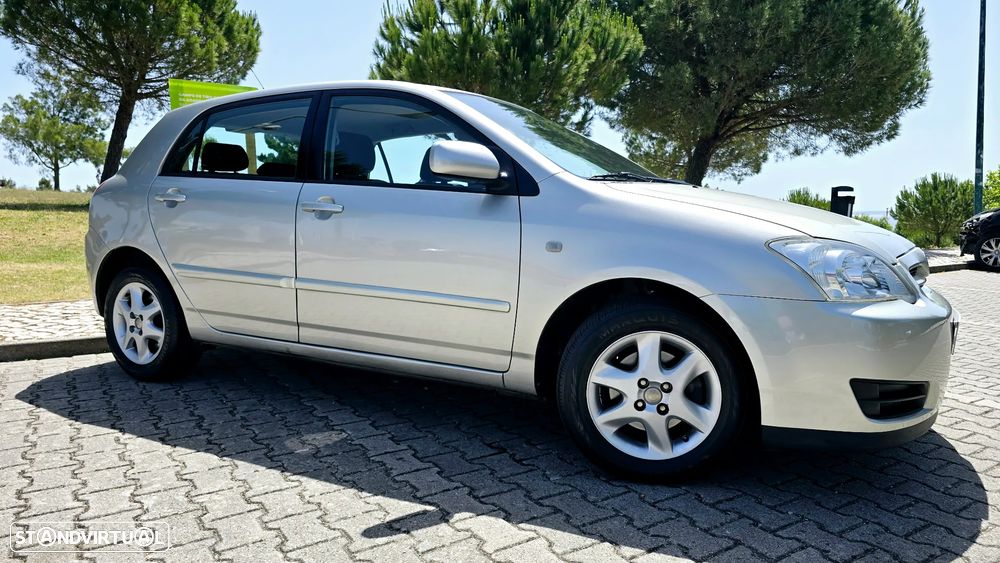 Toyota Corolla 1.4 D-4D Sol - 21