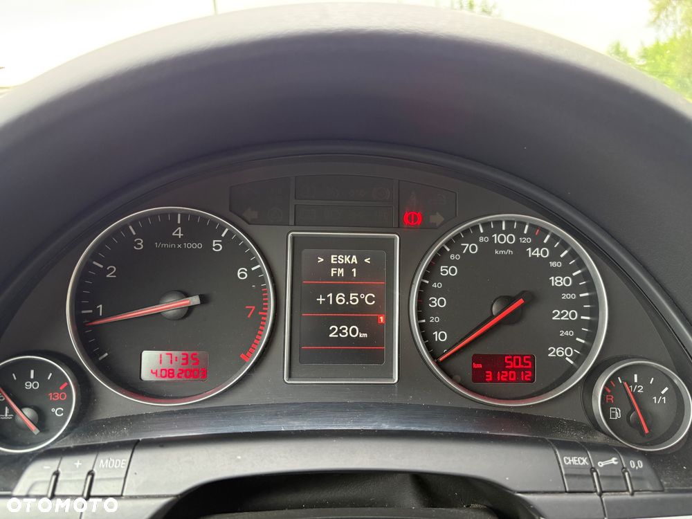 Audi A4 Avant 1.8 T - 11